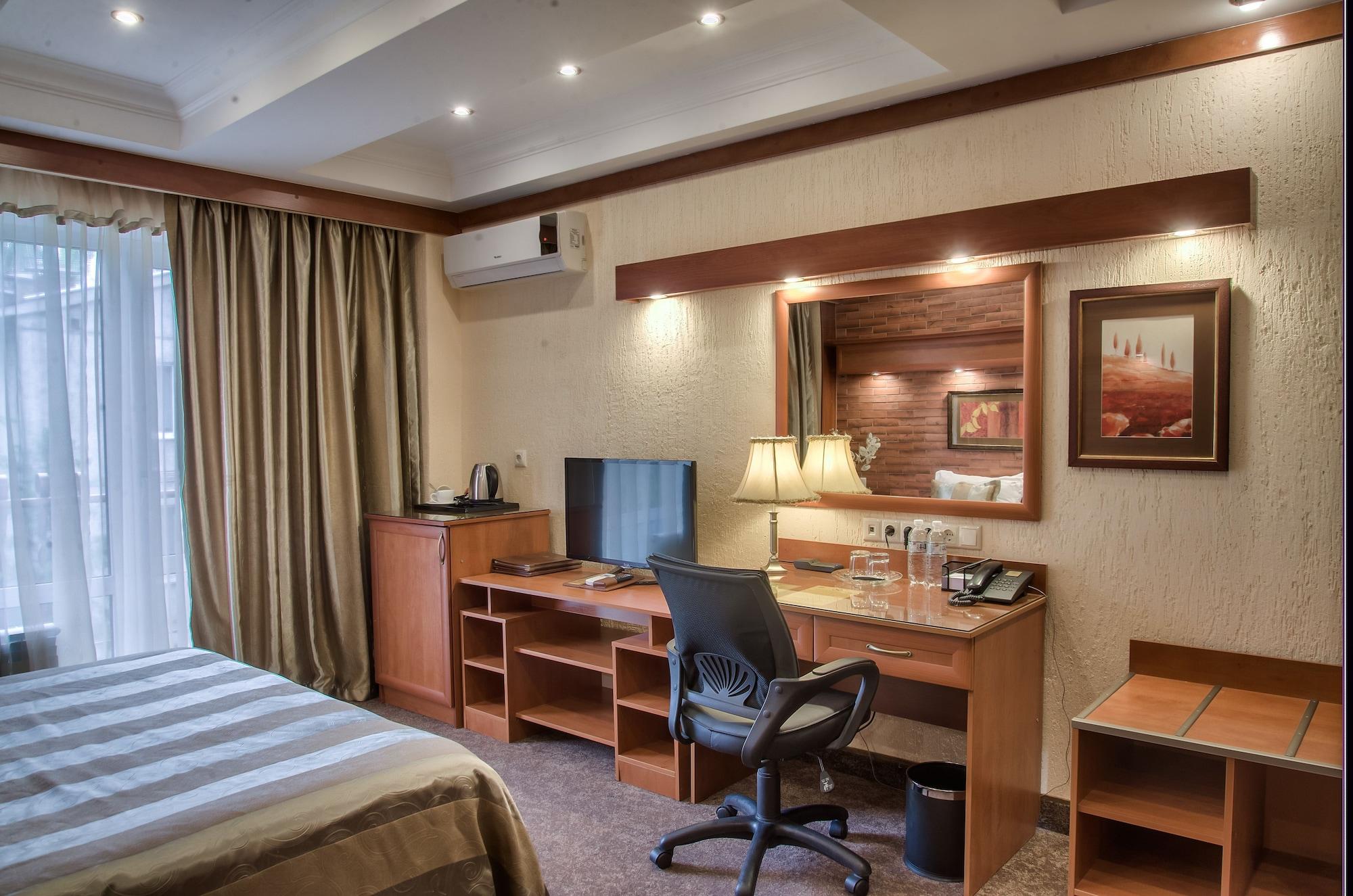 Hotel Uyut Αλμάτι Εξωτερικό φωτογραφία