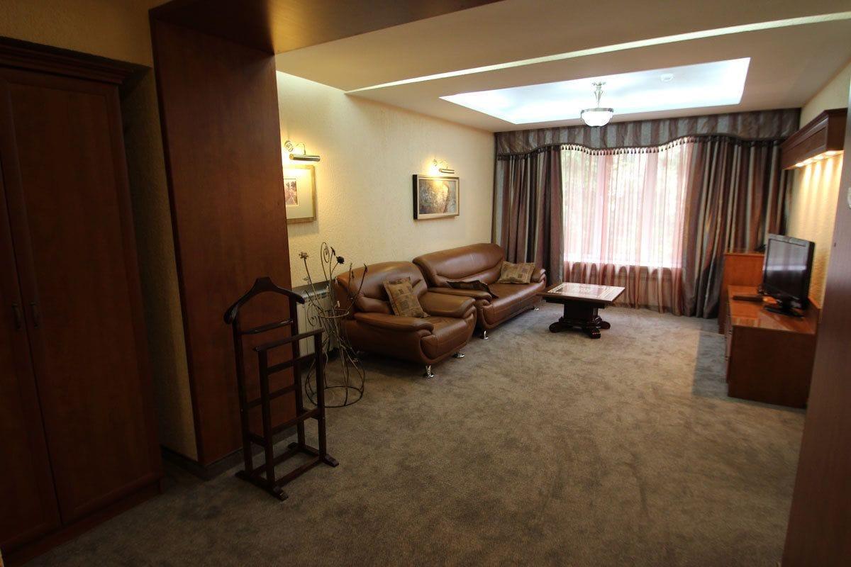 Hotel Uyut Αλμάτι Εξωτερικό φωτογραφία