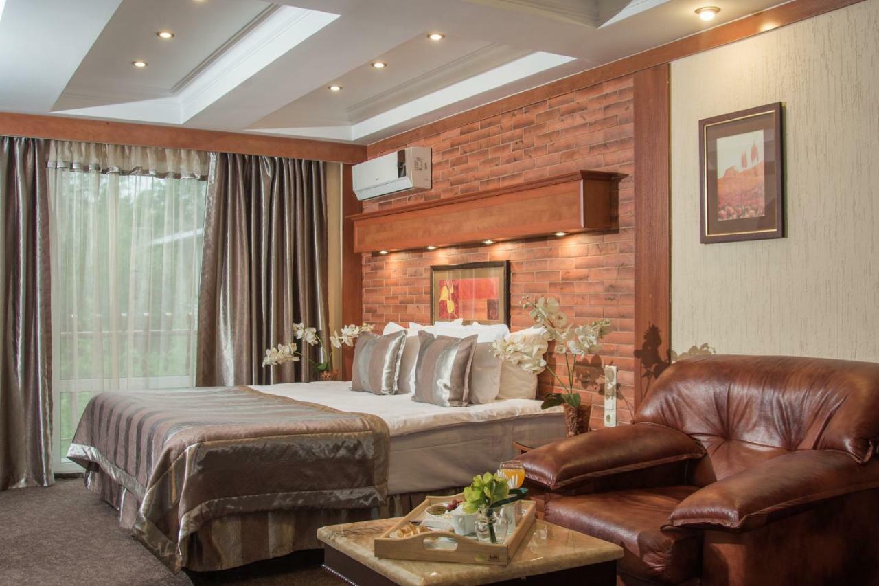 Hotel Uyut Αλμάτι Εξωτερικό φωτογραφία