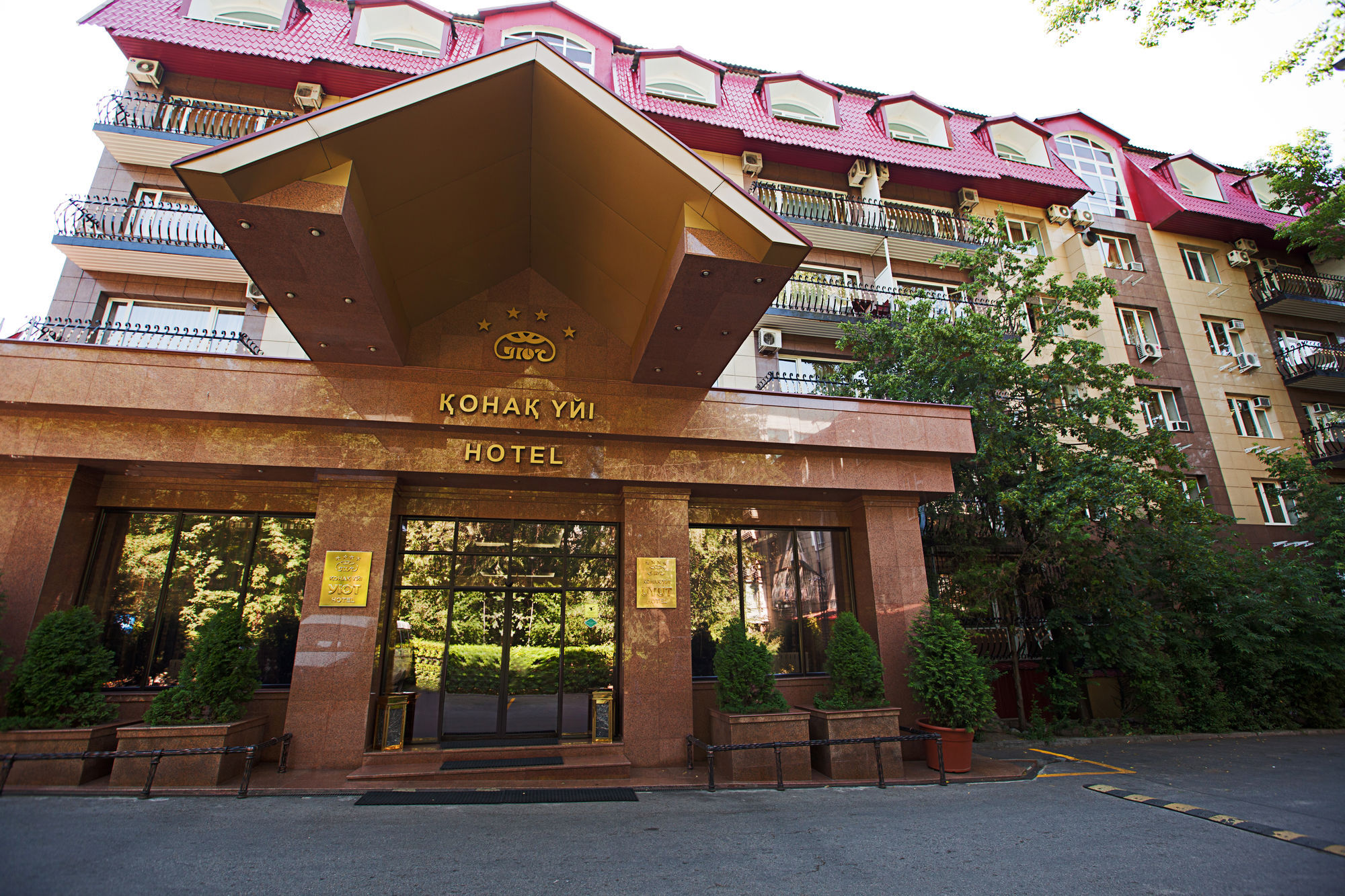 Hotel Uyut Αλμάτι Εξωτερικό φωτογραφία