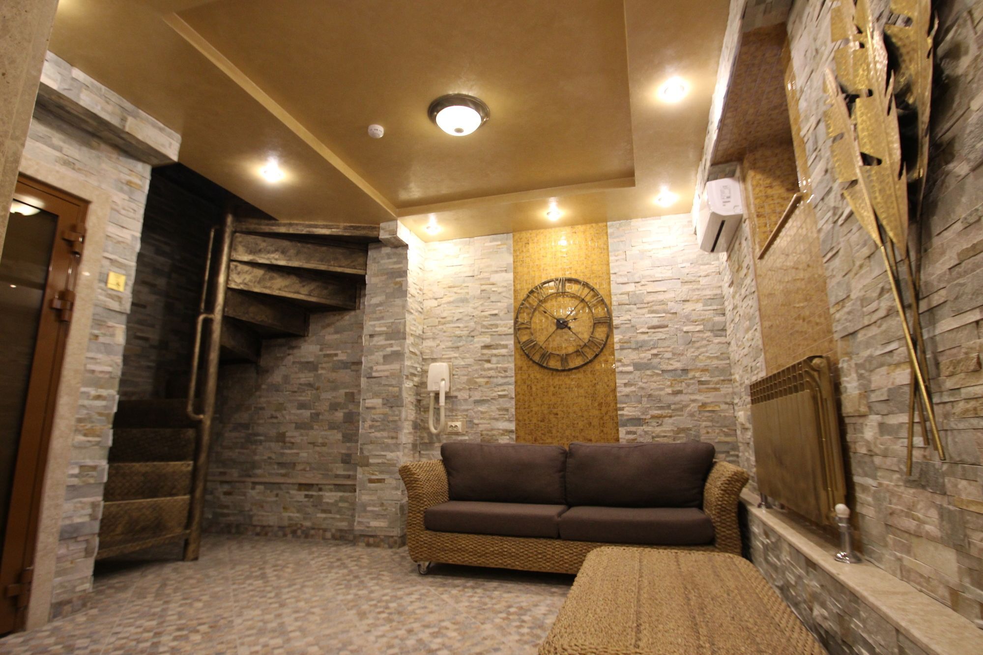 Hotel Uyut Αλμάτι Εξωτερικό φωτογραφία