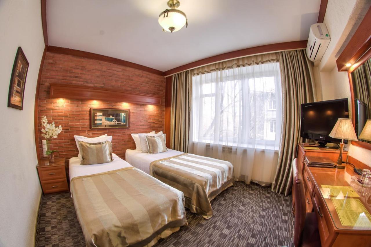 Hotel Uyut Αλμάτι Εξωτερικό φωτογραφία
